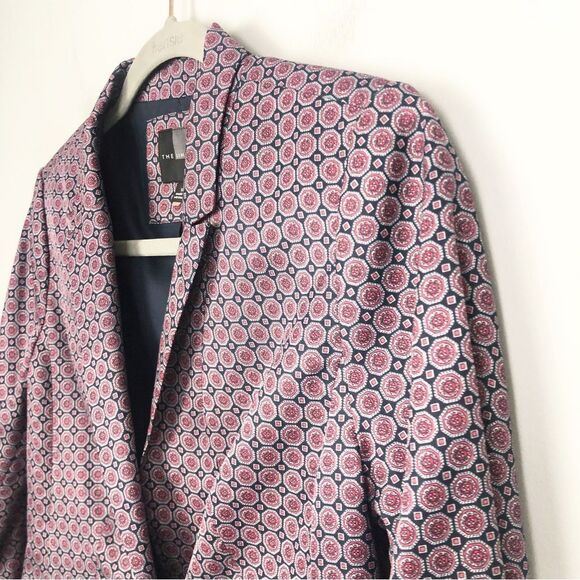 THE LIMITED | Classy Navy Blue & Red Medallion Print Blazer Women’s Size Small - Picture 2 of 9